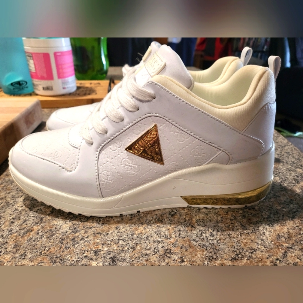 Womens Guess Shoes